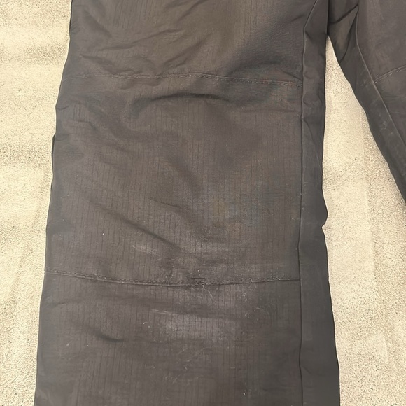 Snow Pants with Removable Suspenders - Picture 3 of 5